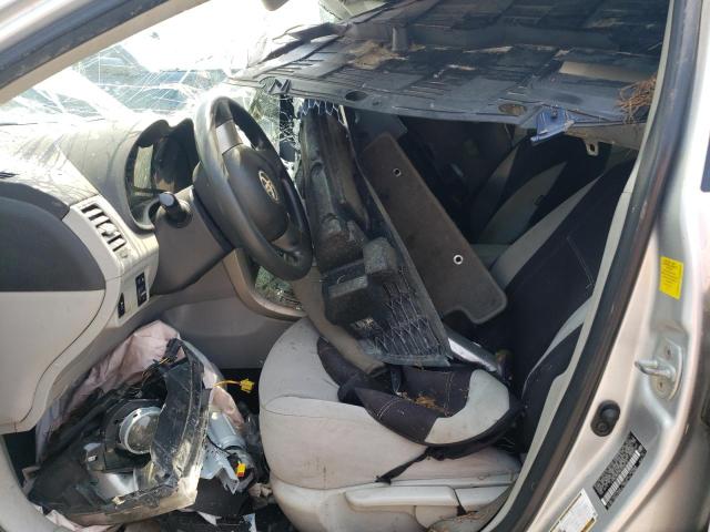 JTDBU4EE4BJ098312 - 2011 TOYOTA COROLLA BASE Сріблястий фото 7