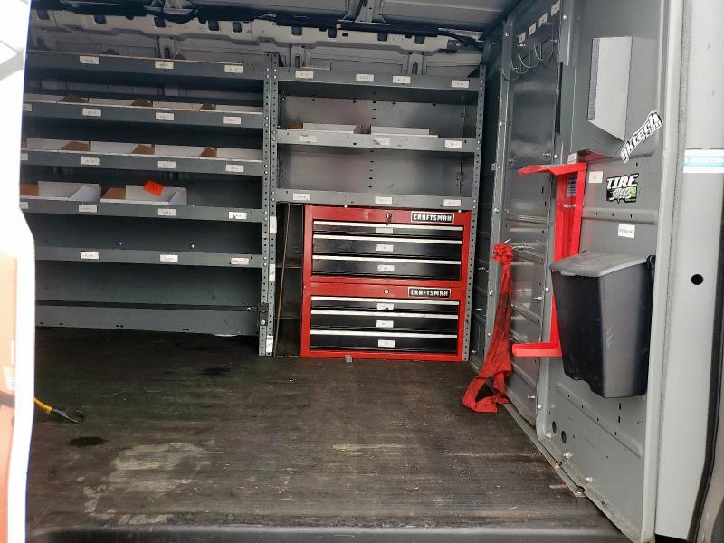 1GCZGUCG0F1285904 - 2015 CHEVROLET EXPRESS G3 თეთრი ფოტო 10