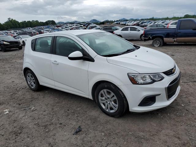 1G1JG6SB0K4132388 - 2019 CHEVROLET SONIC WHITE photo 4
