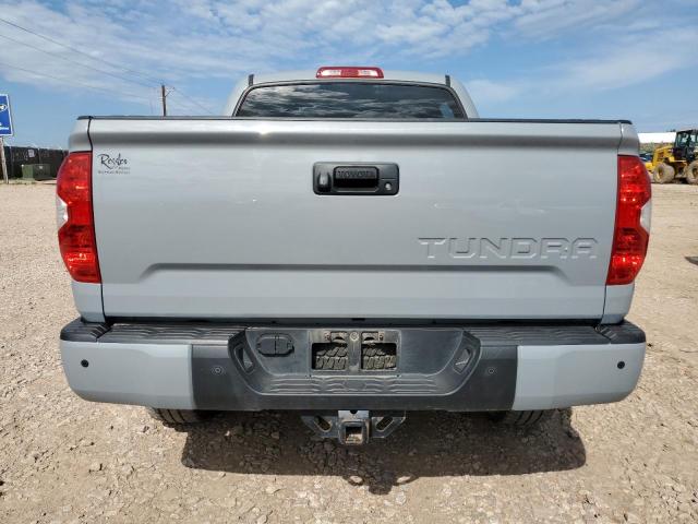 5TFHY5F18JX698830 - 2018 TOYOTA TUNDRA CREWMAX LIMITED GRAY photo 6