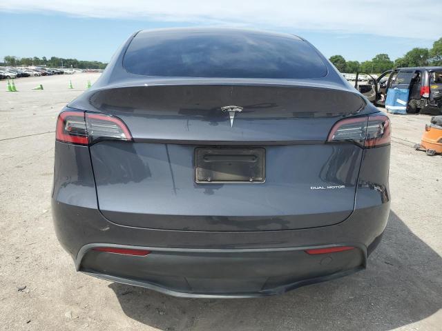 7SAYGDEE0PA170087 - 2023 TESLA MODEL Y GRAY photo 6