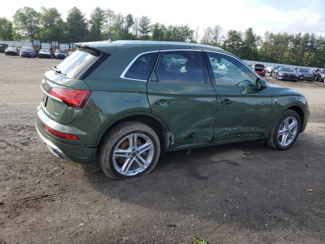 WA1E2BFY8M2111778 - 2021 AUDI Q5 PREMIUM PLUS GREEN photo 3