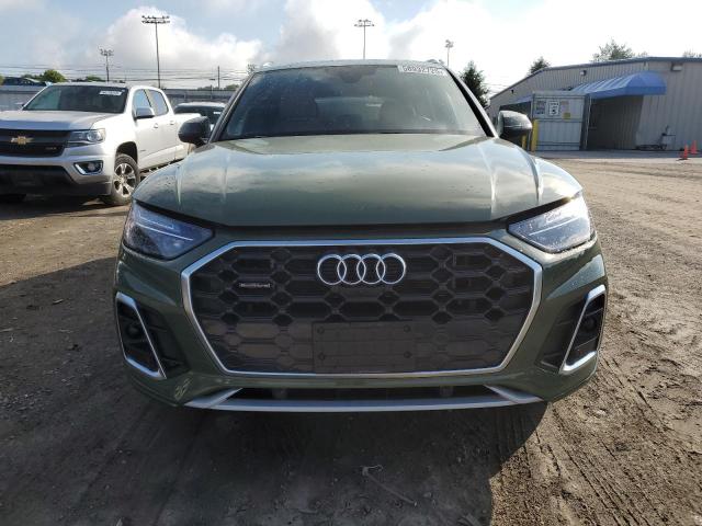 WA1E2BFY8M2111778 - 2021 AUDI Q5 PREMIUM PLUS GREEN photo 5