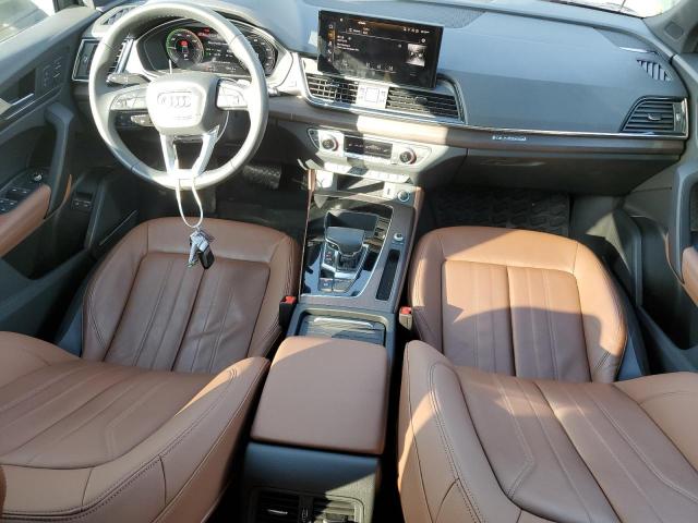 WA1E2BFY8M2111778 - 2021 AUDI Q5 PREMIUM PLUS GREEN photo 8