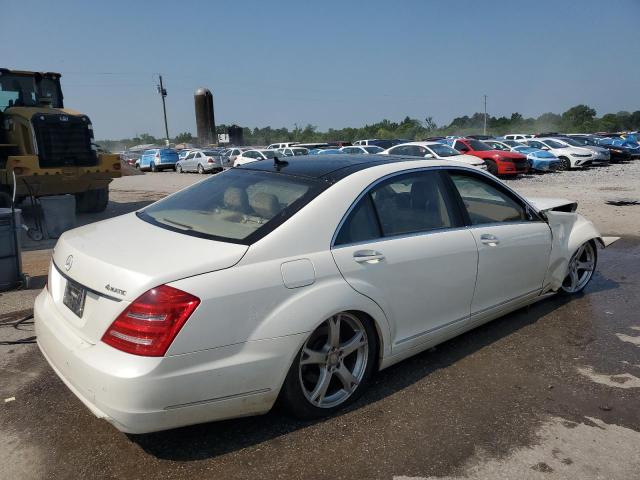 WDDNG9EB6DA536893 - 2013 MERCEDES-BENZ S 550 4MATIC WHITE photo 3