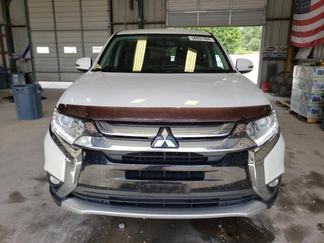 JA4AZ3A31HZ066529 - 2017 MITSUBISHI OUTLANDER SE WHITE photo 5