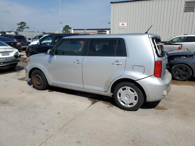 JTLKE50E981008482 - 2008 TOYOTA SCION XB SILVER photo 2