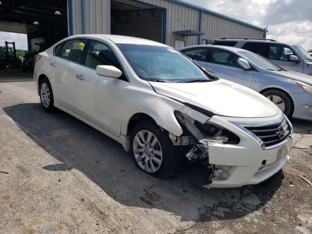 1N4AL3AP0DC914557 - 2013 NISSAN ALTIMA 2.5 WHITE photo 4