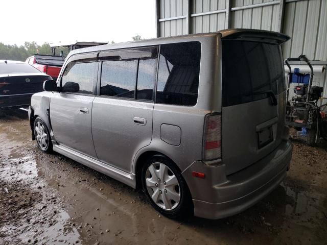JTLKT334964116772 - 2006 TOYOTA SCION XB SILVER photo 2