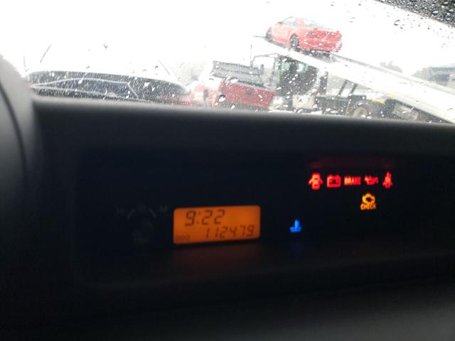 JTLKT334964116772 - 2006 TOYOTA SCION XB SILVER photo 9