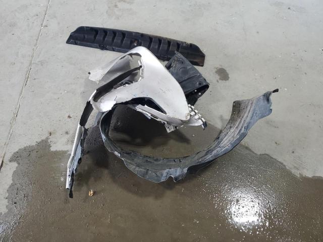 JTDKARFP8J3079366 - 2018 TOYOTA PRIUS PRIM კრემისფერი ფოტო 12