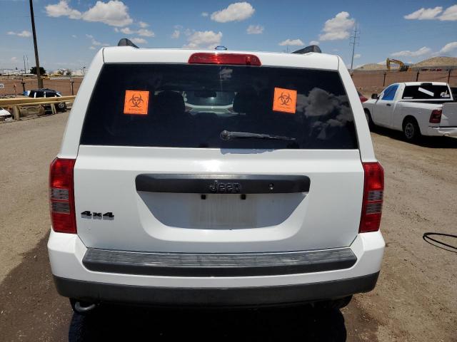 1C4NJRBBXGD681082 - 2016 JEEP PATRIOT SPORT WHITE photo 6