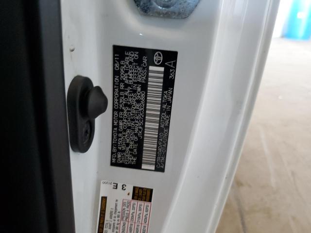 JTKJF5C72C3026880 - 2012 TOYOTA SCION TC 白色 照片 12