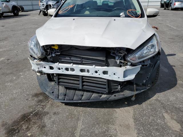 1FADP3J23JL289234 - 2018 FORD FOCUS TITANIUM WHITE photo 9