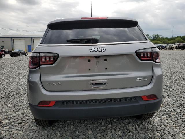 3C4NJDBB0NT182902 - 2022 JEEP COMPASS LATITUDE 灰色 照片 6