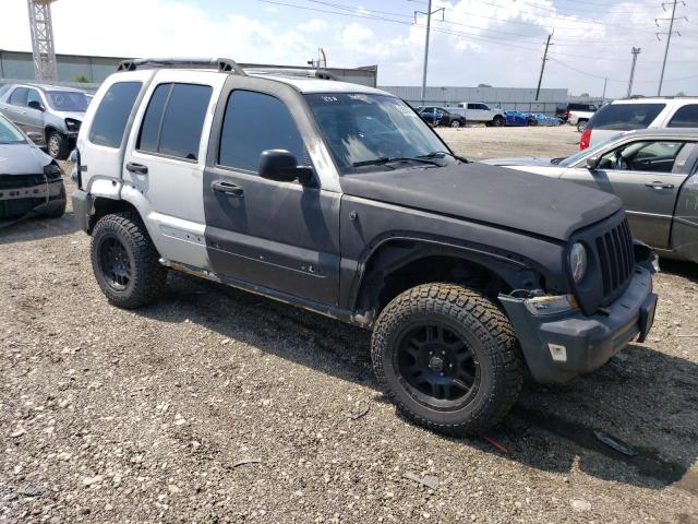 1J8GL38K76W158119 - 2006 JEEP LIBERTY RENEGADE GRAY photo 4