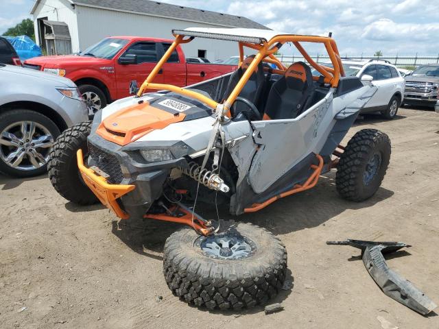 3NSVDE924JF402455 - 2018 POLARIS RZR XP TURBO EPS GRAY photo 2