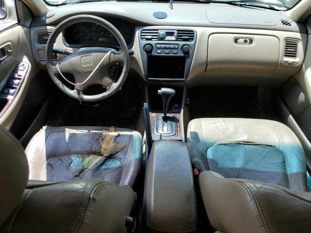 1HGCG5656WA136985 - 1998 HONDA ACCORD EX WHITE photo 8