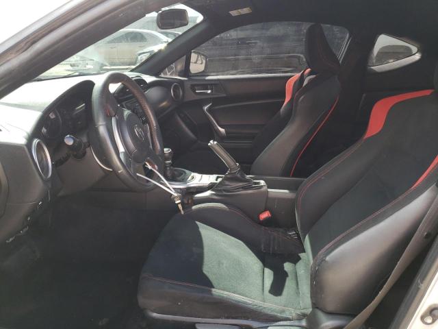 JF1ZNAA13D1707881 - 2013 TOYOTA SCION FR-S 银色 照片 7