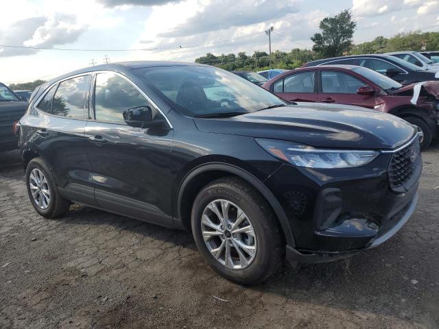 1FMCU0GN1PUA25149 - 2023 FORD ESCAPE ACTIVE BLACK photo 4