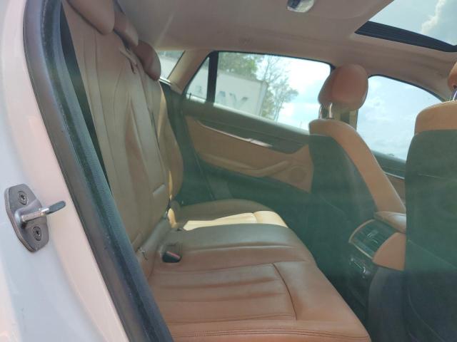 5UXKU0C53F0F92119 - 2015 BMW X6 SDRIVE35I WHITE photo 11
