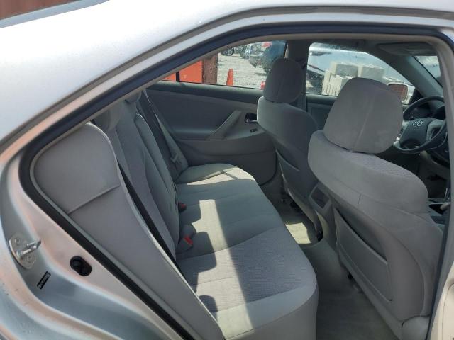 4T1BF3EKXAU040627 - 2010 TOYOTA CAMRY BASE SILVER photo 10