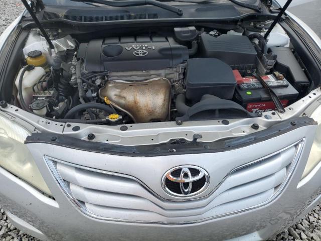 4T1BF3EKXAU040627 - 2010 TOYOTA CAMRY BASE SILVER photo 11