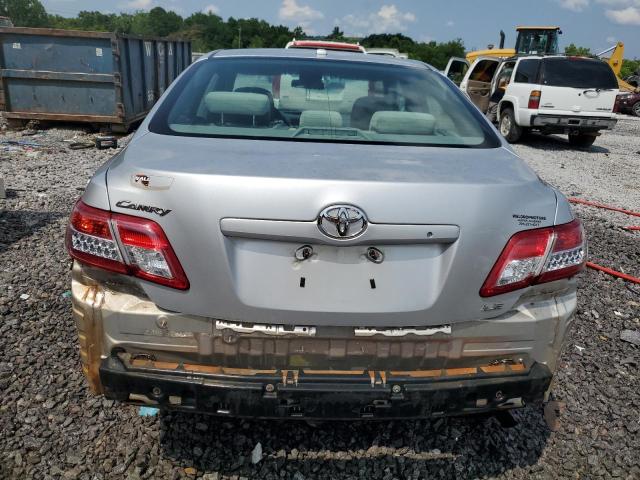 4T1BF3EKXAU040627 - 2010 TOYOTA CAMRY BASE SILVER photo 6
