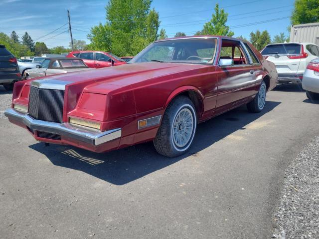 2A38Y62J68R122113 - 1981 CHRYSLER IMPERIAL RED photo 2