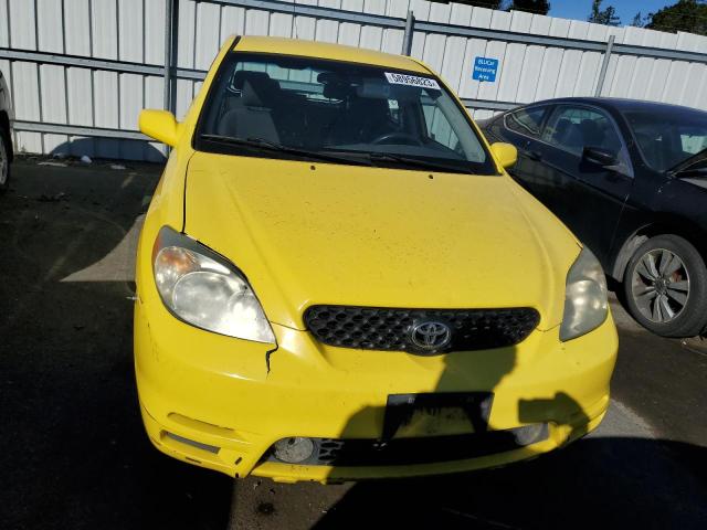 2T1KR32E94C195424 - 2004 TOYOTA COROLLA MA XR YELLOW photo 5