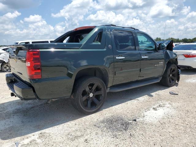 3GNMCFE06DG293058 - 2013 CHEVROLET AVALANCHE LT GREEN photo 3