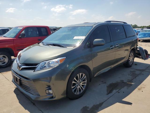 5TDYZ3DC0KS982840 - 2019 TOYOTA SIENNA XLE GREEN photo 1