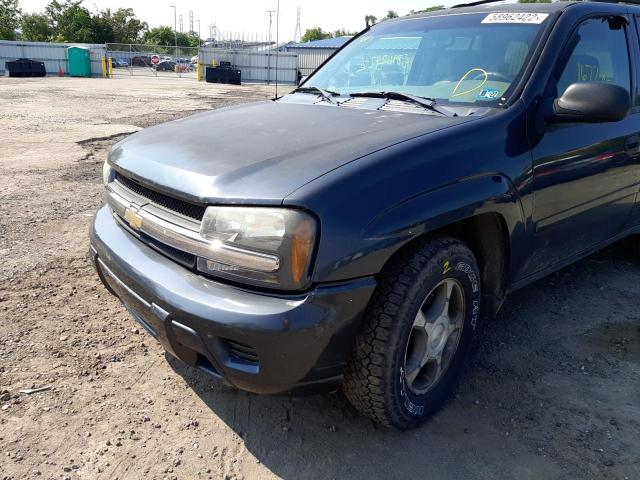 1GNDT13S272112722 - 2007 CHEVROLET TRAILBLAZE LS BLACK photo 9