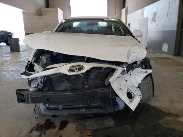 4T1BF3EK5AU529677 - 2010 TOYOTA CAMRY BASE WHITE photo 5