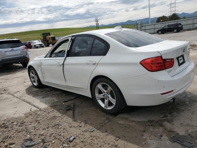 WBA3B1G55ENS80620 - 2014 BMW 320 I WHITE photo 2