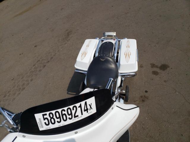 1HD1FC4197Y642802 - 2007 HARLEY-DAVIDSON FLHTCUI 白色 照片 5