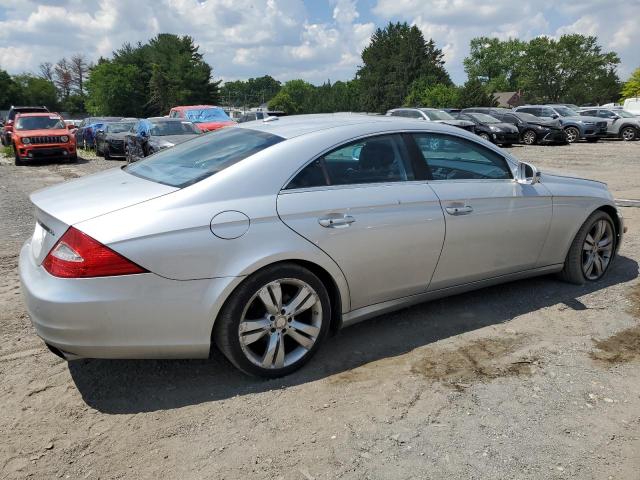 WDDDJ72X49A142527 - 2009 MERCEDES-BENZ CLS 550 SILVER photo 3