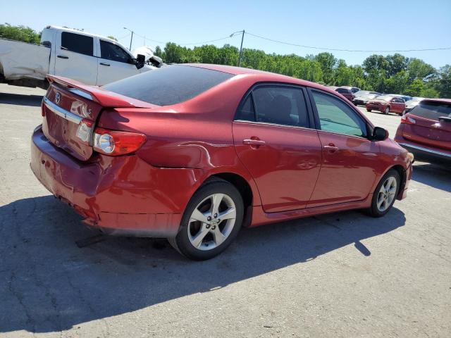 2T1BU4EE6DC101306 - 2013 TOYOTA COROLLA BASE RED photo 3