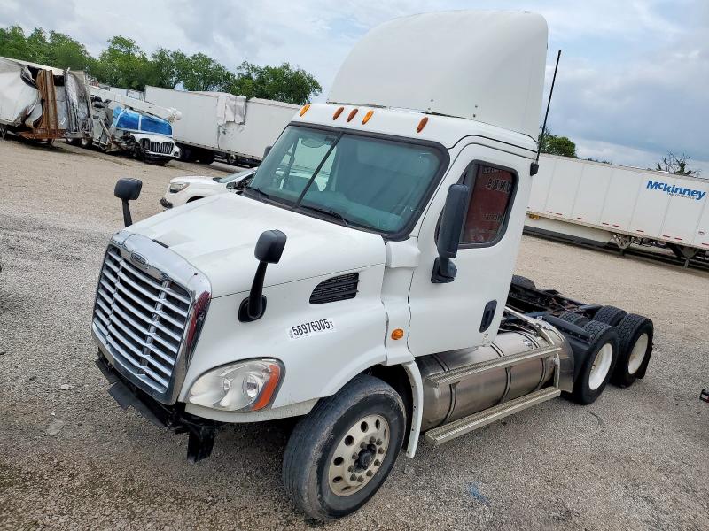 1FUJGBD92ELFY9199 - 2014 FREIGHTLINER CASCADIA 1 WHITE photo 2