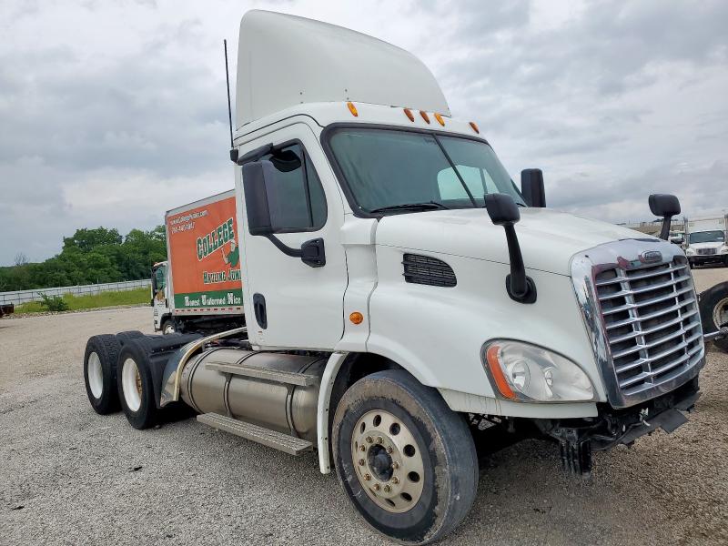 1FUJGBD92ELFY9199 - 2014 FREIGHTLINER CASCADIA 1 WHITE photo 9