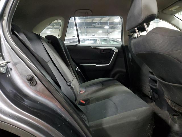JTMF1RFVXLD529855 - 2020 TOYOTA RAV4 LE GRAY photo 11