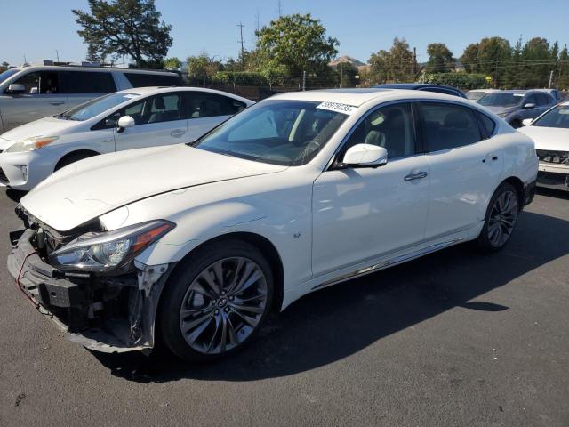 2017 INFINITI Q70L 3.7, 