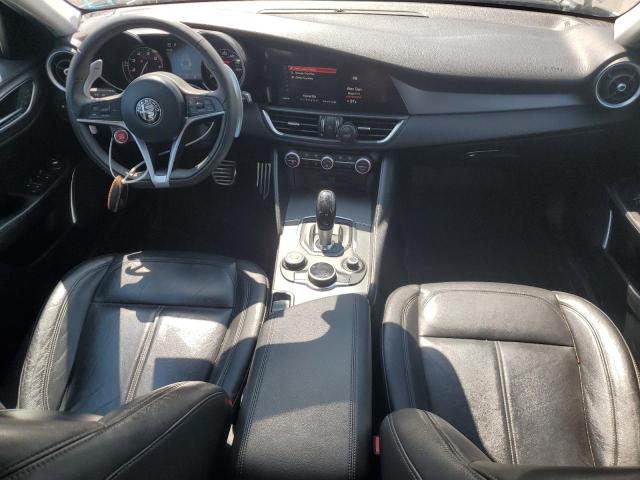 ZARFAEDN9H7533774 - 2017 ALFA ROMEO GIULIA Q4 银色 照片 8