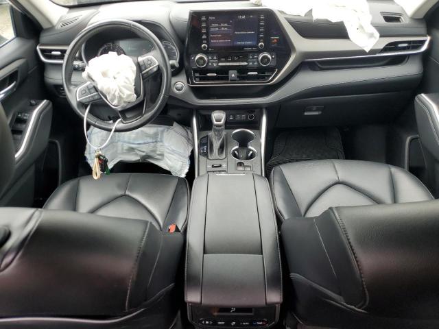 5TDGZRBH9NS564231 - 2022 TOYOTA HIGHLANDER XLE WHITE photo 8