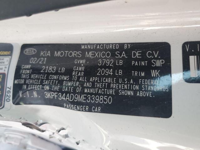 3KPF34AD9ME339850 - 2021 KIA FORTE GT LINE WHITE photo 13