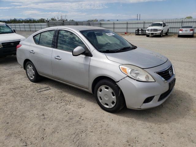 3N1CN7AP1EK444865 - 2014 NISSAN VERSA S SILVER photo 4