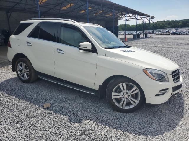 4JGDA5HB2DA249218 - 2013 MERCEDES-BENZ ML 350 4MATIC WHITE photo 4