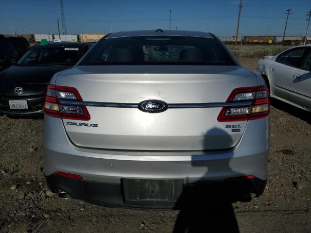 1FAHP2H85JG132142 - 2018 FORD TAURUS SEL SILVER photo 6