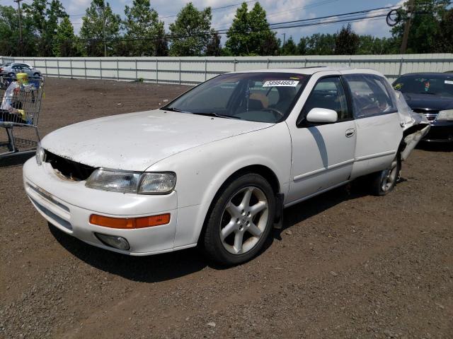 JN1CA21D9TT140268 - 1996 NISSAN MAXIMA GLE WHITE photo 1