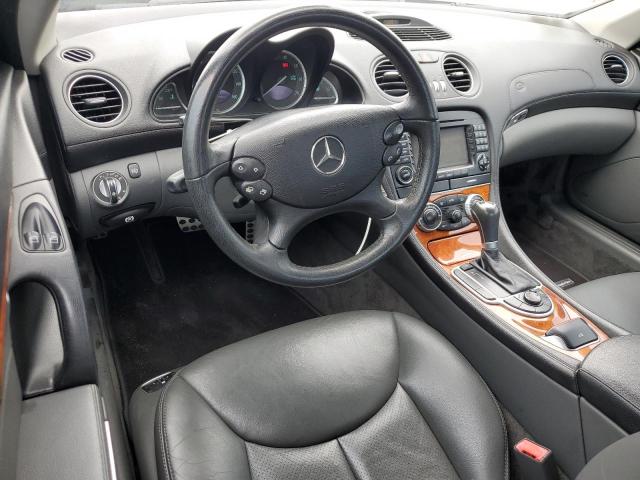 WDBSK75F35F103893 - 2005 MERCEDES-BENZ SL 500 GRAY photo 8